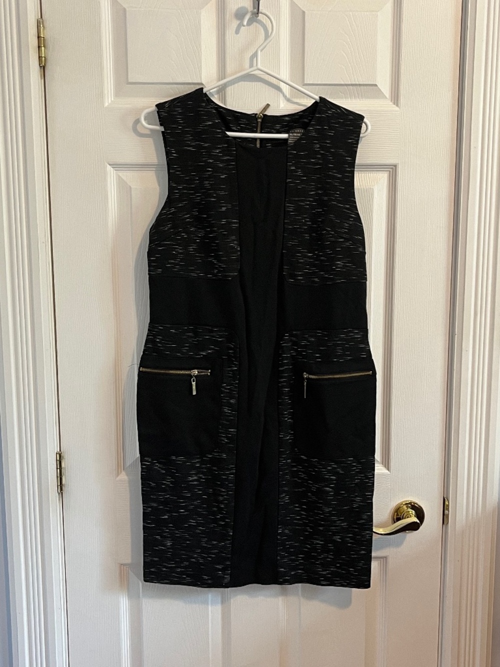 Suzy Shier XL black and grey dress with zipper pockets